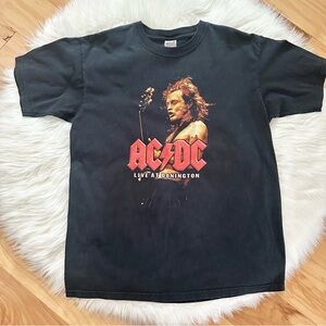 VTG AC/DC Live at Donnington 2002 Anvil Red Bar T-shirt
